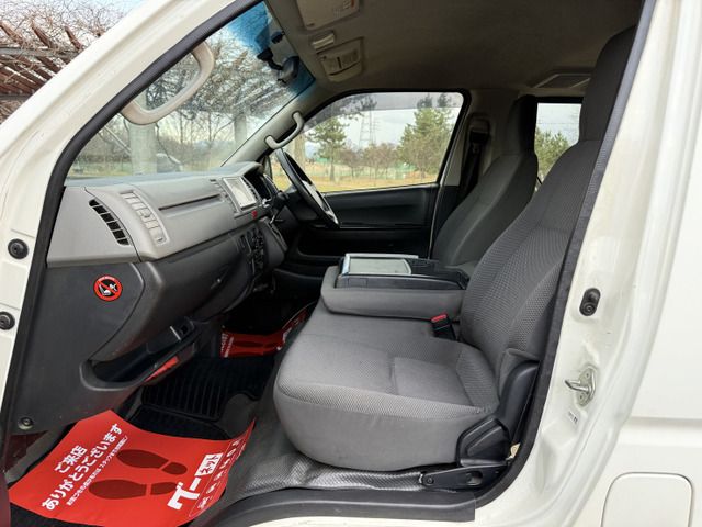 TOYOTA HIACE VAN 4WD 2013 Image 31