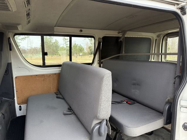 TOYOTA HIACE VAN 4WD 2013 Image 31