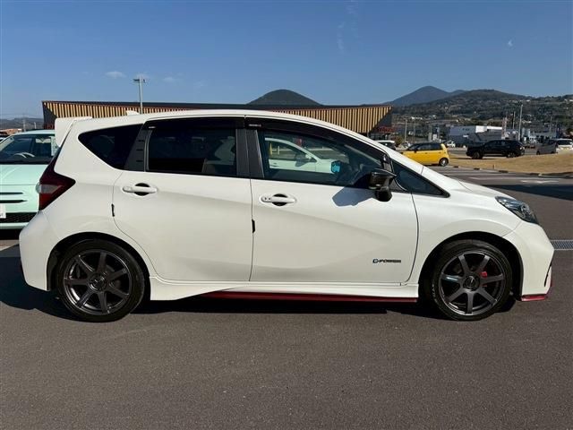 NISSAN NOTE 2017 Image 31