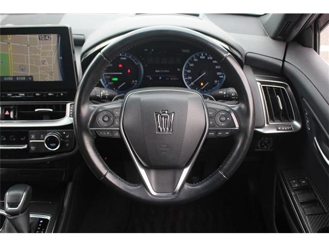 TOYOTA CROWN SEDAN HYBRID 2020 Image 31