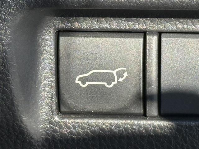 TOYOTA HARRIER HYBRID 2020 Image 31