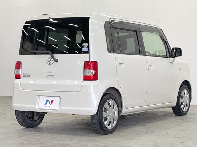 TOYOTA PIXIS SPACE 2015 Image 31