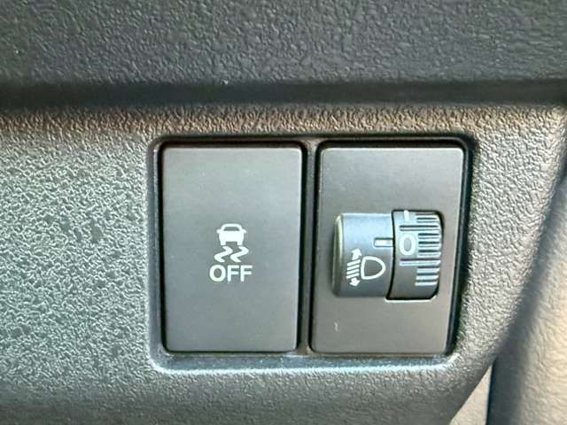 HONDA N BOX CUSTOM 2024 Image 31