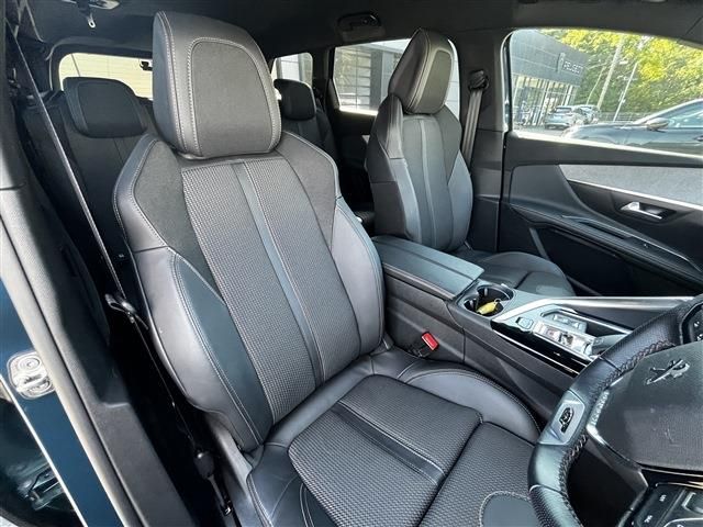 PEUGEOT 5008 2022 Image 31