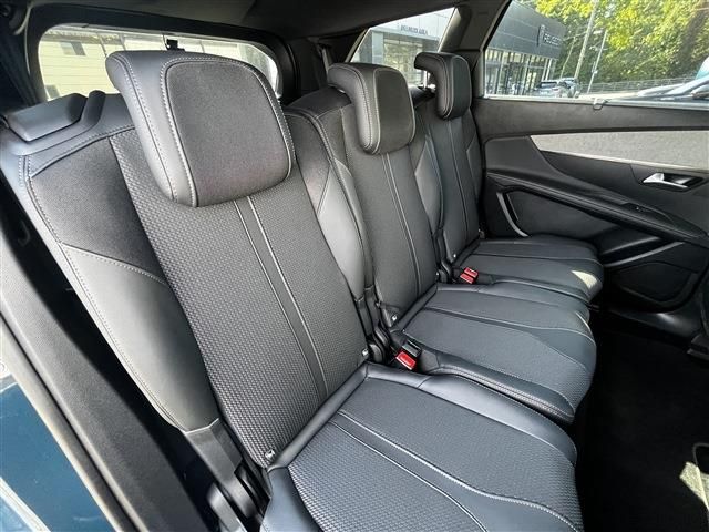 PEUGEOT 5008 2022 Image 31