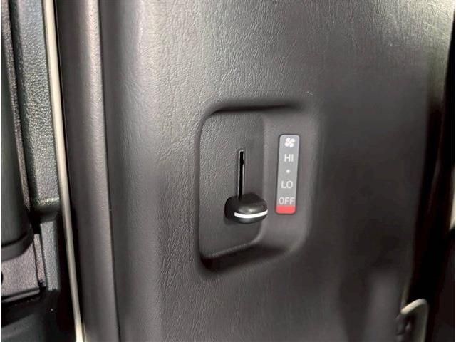 MAZDA BONGO BRAWNY VAN 2025 Image 31