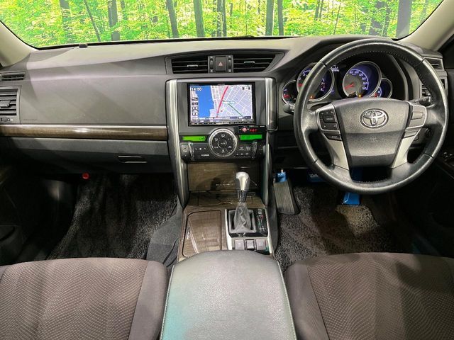 TOYOTA MARK X 2012 Image 31