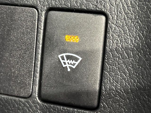 TOYOTA MARK X 2012 Image 31