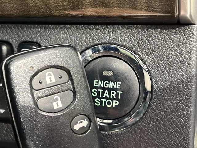 TOYOTA MARK X 2012 Image 31