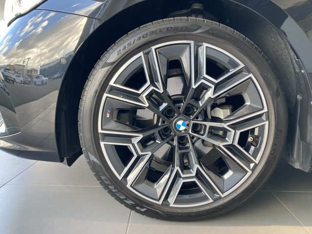 BMW 5SERIES TOURING 2025 Image 31