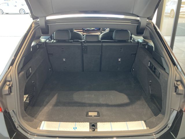 BMW 5SERIES TOURING 2025 Image 31