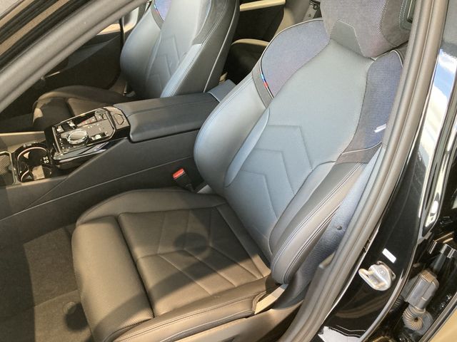 BMW 5SERIES TOURING 2025 Image 31