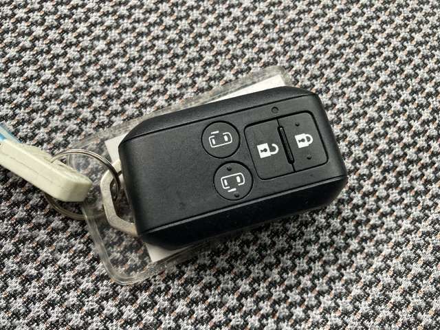 SUZUKI WAGON R SMILE 4WD 2025 Image 31