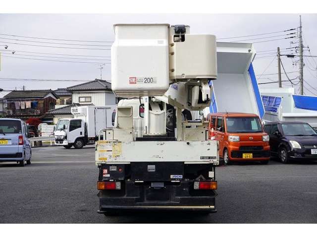 HINO DUTRO 2015 Image 31