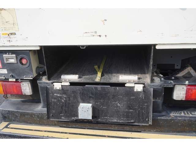 HINO DUTRO 2015 Image 31