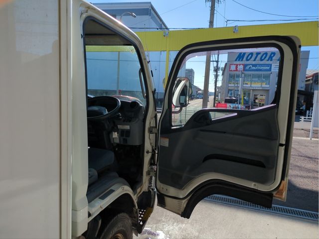 MITSUBISHI CANTER 2016 Image 31