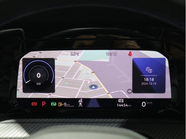 VOLKSWAGEN GOLF R 2022 Image 31