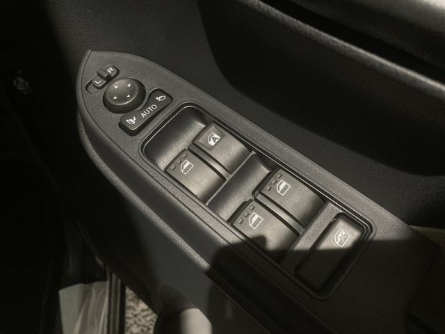 DAIHATSU TANTO 4WD 2023 Image 31