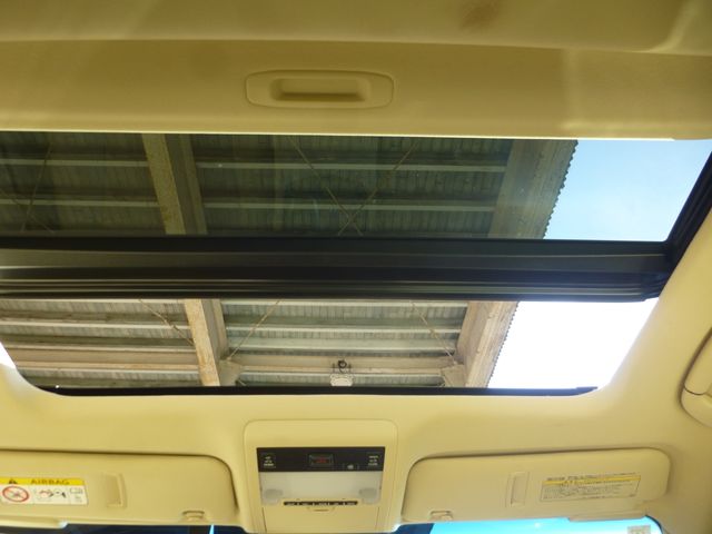 TOYOTA LEXUS LS460 2015 Image 31