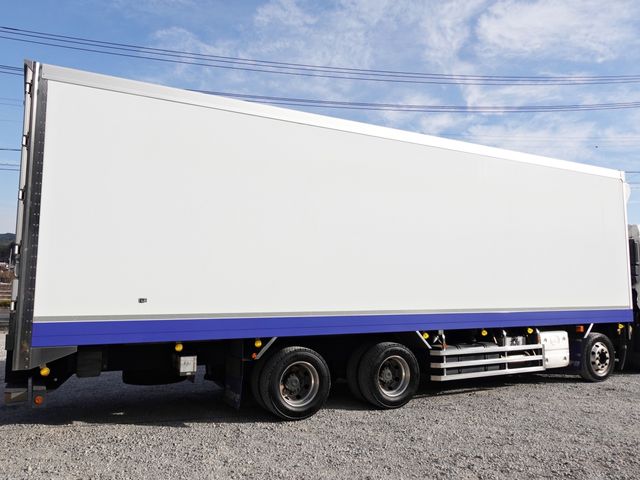 NISSAN DIESEL QUON 2018 Image 31