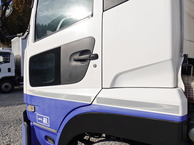 NISSAN DIESEL QUON 2018 Image 31