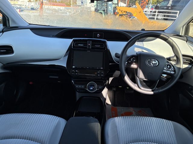 TOYOTA PRIUS PHV 2020 Image 31