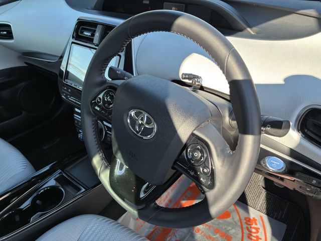 TOYOTA PRIUS PHV 2020 Image 31