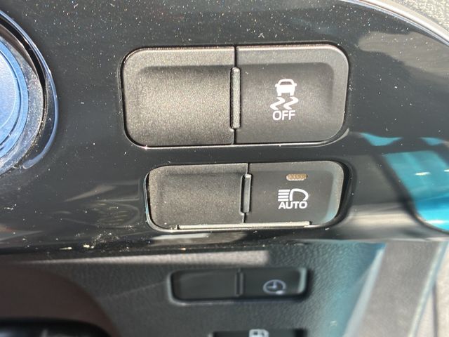 TOYOTA PRIUS PHV 2020 Image 31