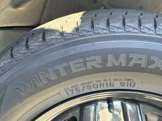 SUZUKI JIMNY 4WD 2010 Image 31