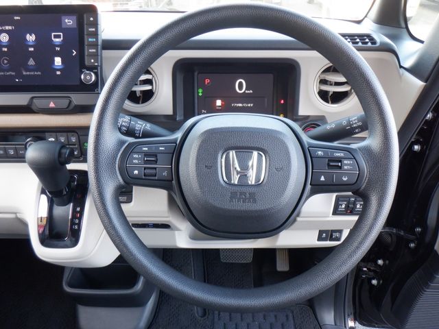 HONDA N BOX 2024 Image 31