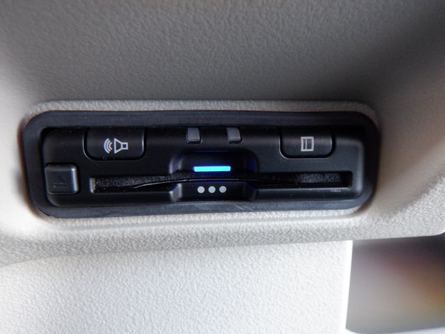 HONDA N BOX 2024 Image 31