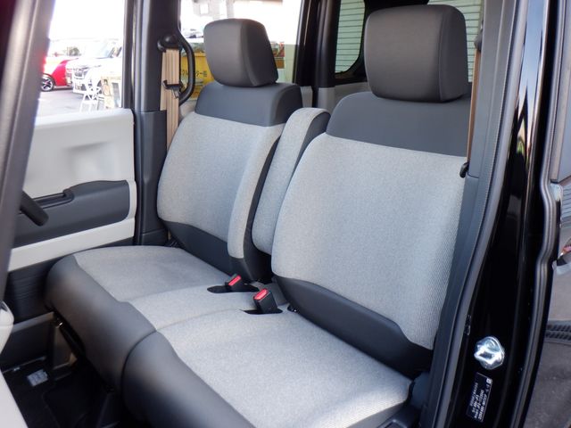 HONDA N BOX 2024 Image 31