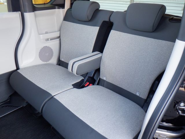 HONDA N BOX 2024 Image 31