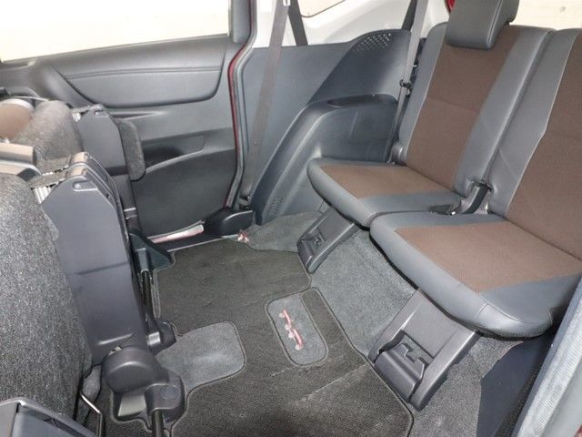 TOYOTA SIENTA HYBRID 2020 Image 31