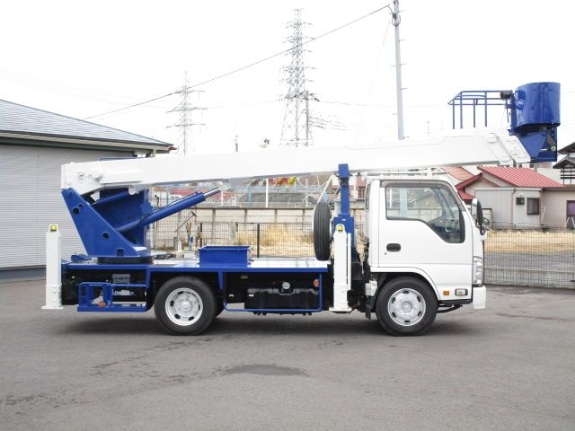 ISUZU ELF 2015 Image 31
