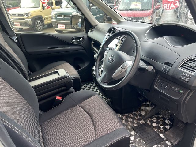 NISSAN SERENA  S-HYBRID 2016 Image 31