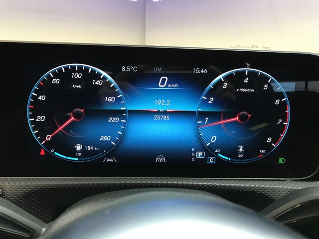 MERCEDES BENZ A CLAS 2018 Image 31