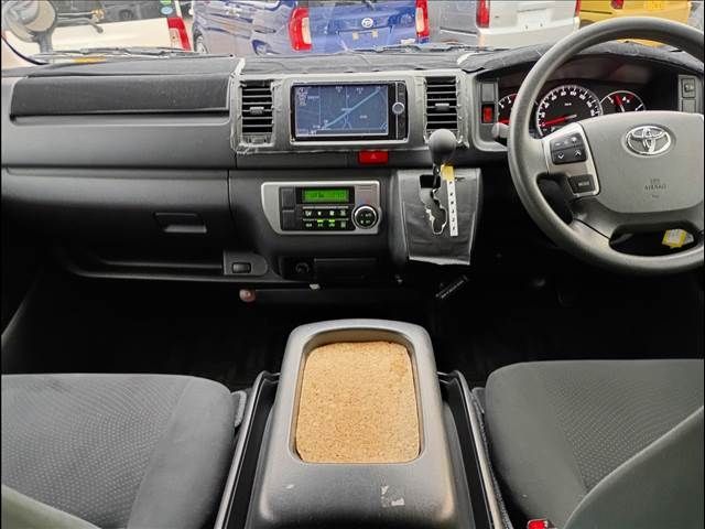 TOYOTA HIACE VAN 4WD 2014 Image 31