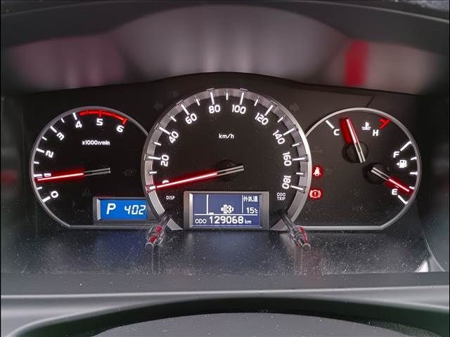 TOYOTA HIACE VAN 4WD 2014 Image 31