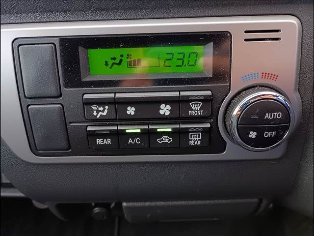 TOYOTA HIACE VAN 4WD 2014 Image 31