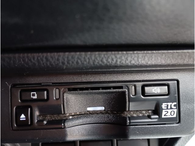 TOYOTA PRIUS 2023 Image 31