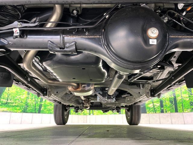 SUZUKI JIMNY NOMADE 2025 Image 31