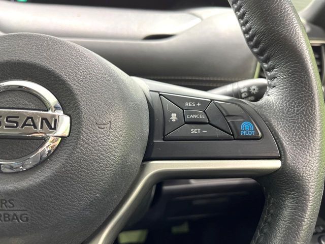 NISSAN SERENA  S-HYBRID 2018 Image 31
