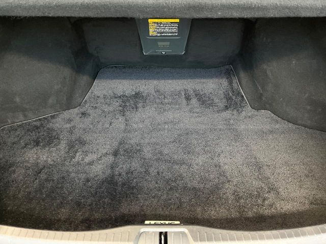 TOYOTA LEXUS LS460 2015 Image 31