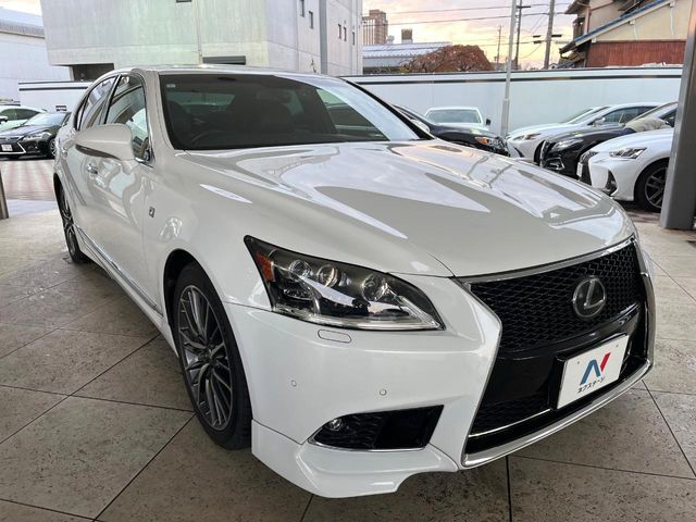 TOYOTA LEXUS LS460 2015 Image 31
