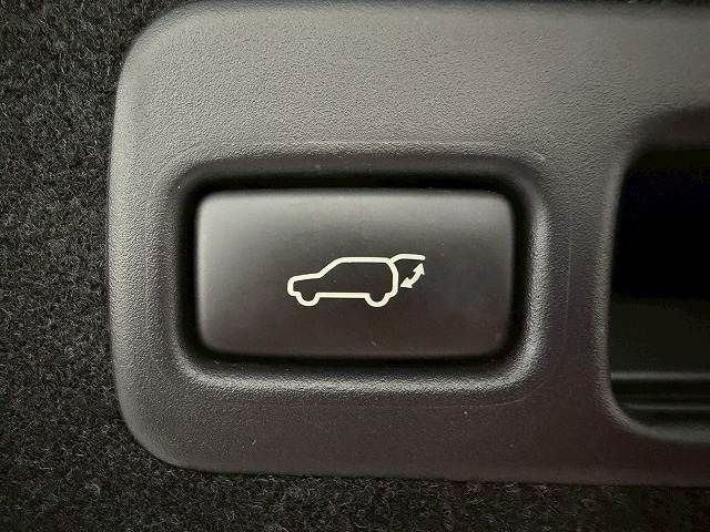 TOYOTA HARRIER 2WD 2018 Image 31