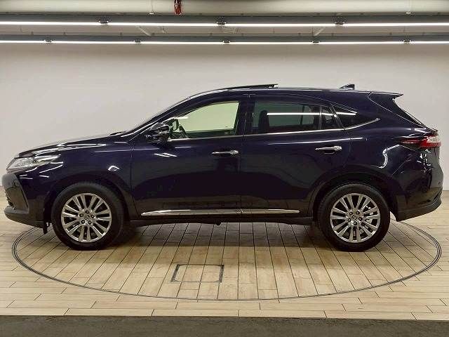 TOYOTA HARRIER 2WD 2018 Image 31