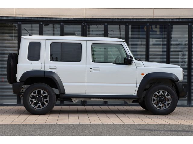 SUZUKI JIMNY NOMADE 2025 Image 31