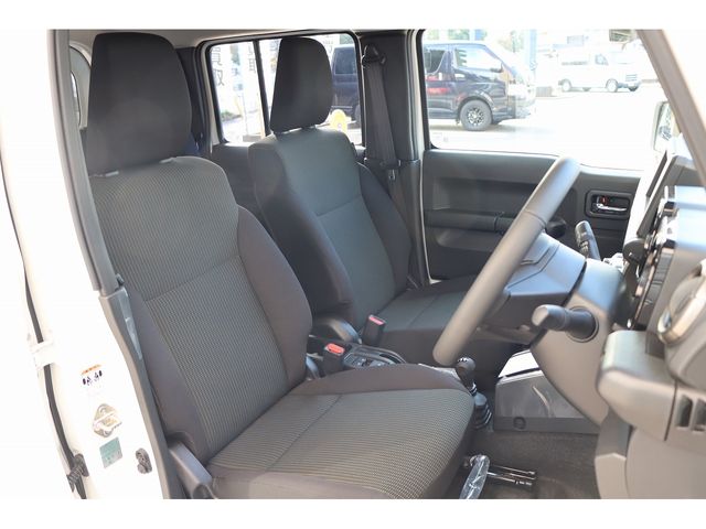 SUZUKI JIMNY NOMADE 2025 Image 31