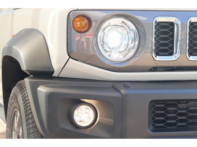 SUZUKI JIMNY NOMADE 2025 Image 31